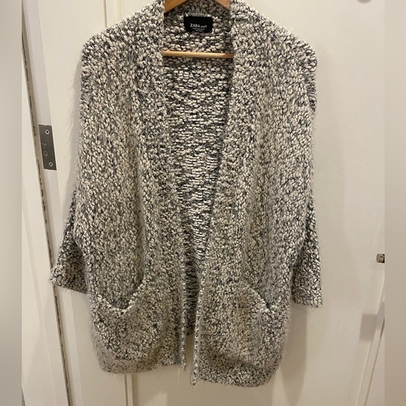 Zara chunky knit open front sweater size M duster cardigan grey white